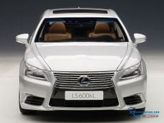 Xe Mô Hình Lexus LS600hl 1:18 Autoart ( Bạc )