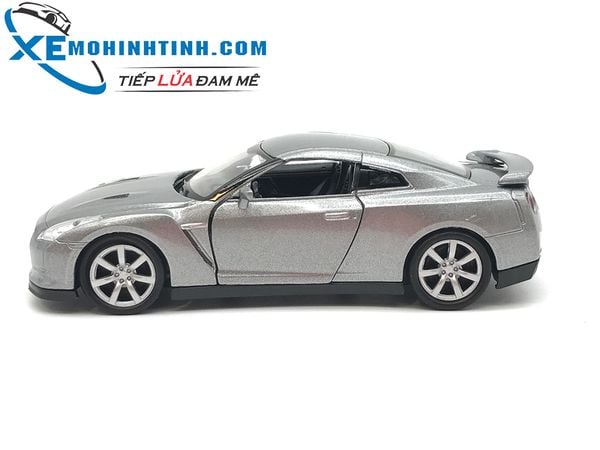 Nissan NISSAN GT-R WELLY 1:36 (Trắng, Xám)