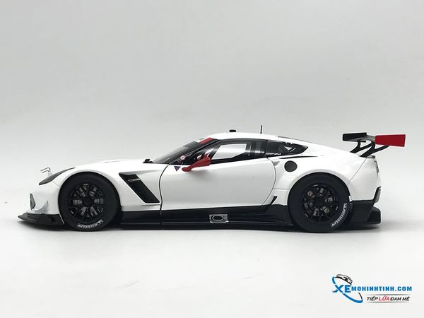 CHEVROLET CORVETTE C7.R (WHITE w/ RED ACCENTS)