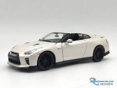 Nissan GT-R Year 2017 Bburago 1:24 (Trắng)