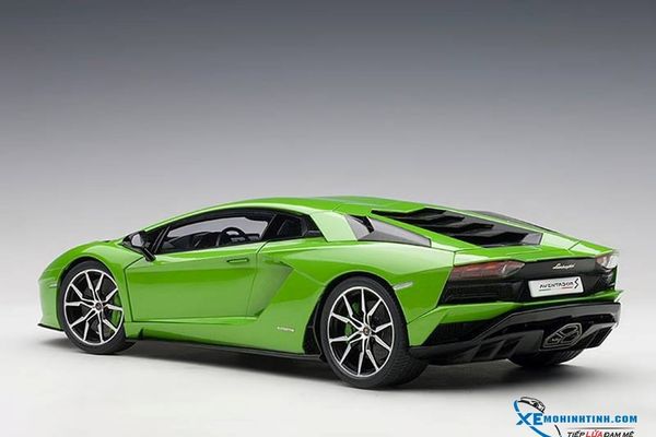 XE MÔ HÌNH LAMBORGHINI AVENTADOR S (VERDE MANTIS/PEARL GREEN) 1/18 AUTOART