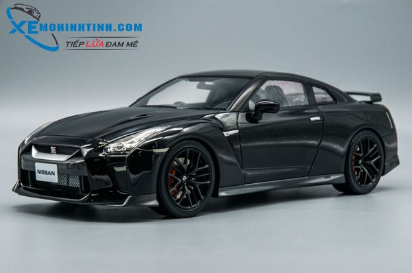 XE MÔ HÌNH NISSAN GT-R35 2017 1:18 TARMAC WORKS (ĐEN)