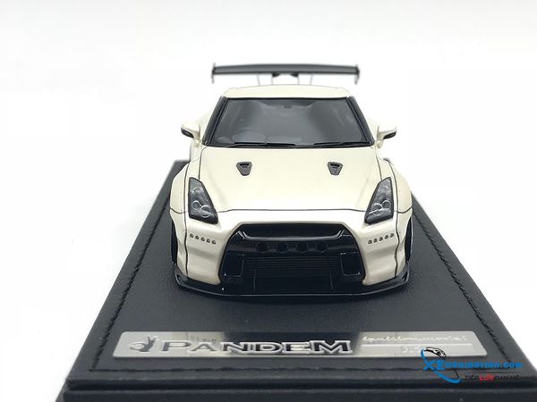 Nissan GTR-R35 PanDem Iginition Model 1:43 (Trắng)