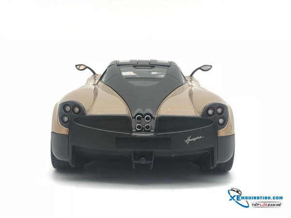 Xe Mô Hình Pagani Huayra 1:24 Welly ( Gold )