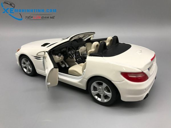 Xe Mô Hình Mercedes-Benz Slk-Class 1:24 Maisto (Trắng)