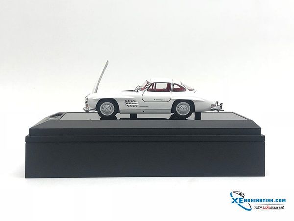 Xe Mô Hình Mercedes-Benz 300SL Dream Power 1:43 ( Trắng )