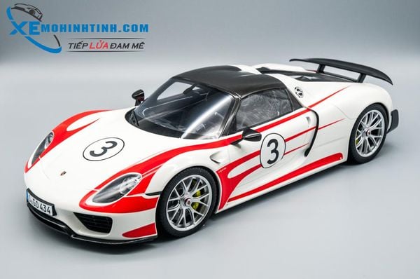 XE MÔ HÌNH PORSCHE 918 SPYDER 1:12 GTSPIRIT (TRẮNG)