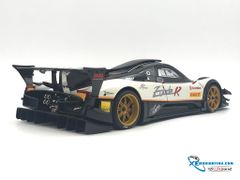 Pagani Zonda Revolucion Autoart 1:18 (Trắng)