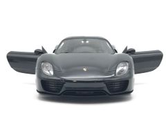 1:18 PORSCHE 918 SPYDER WEISSACH PACKAGE (BASALTSCHWARZMETALLIC/BLACK METALLIC)