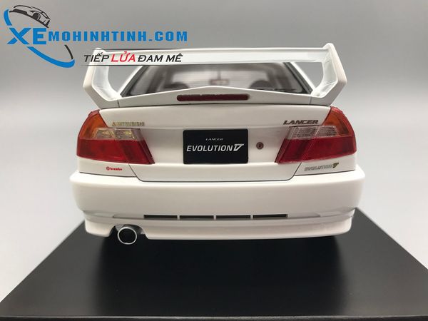 Xe Mô Hình Mitsubishi Lance Evolution V 1:18 Tarmac Works (Trắng)