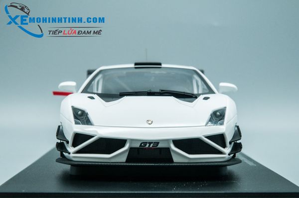 XE MÔ HÌNH LAMBORGHINI GALLARDO GT3 FL2 2013 1:18 AUTOART (TRẮNG)