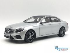 Mercedes Benz E-Klasse Iscale 1:18 ( Bạc )