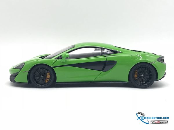 76042 MH 1:18 McLAREN 570S (MANTIS GREEN/BLACK WHEELS)