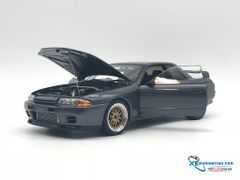 Nissan Skyline GT-R ( R32 ) Wangan Midnight “Reina” Autoart 1:18 (Bạc)