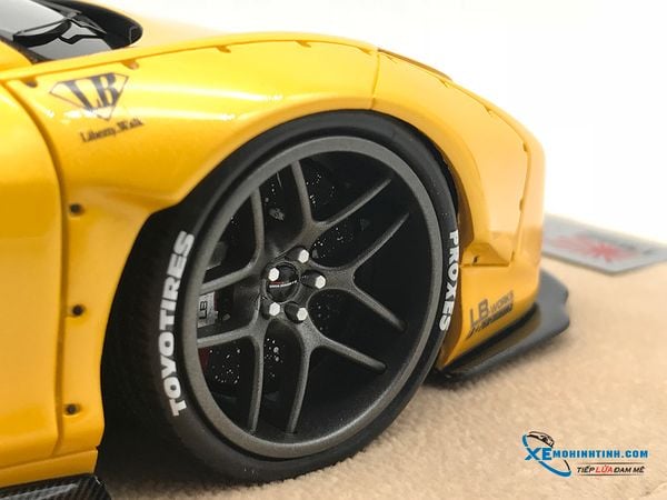 Ferrari 458 LB Roadster Liberty Walk 1:18 (Vàng)