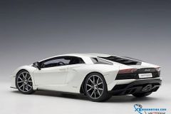 LAMBORGHINI AVENTADOR S (BALLOON WHITE/PEARL WHITE)