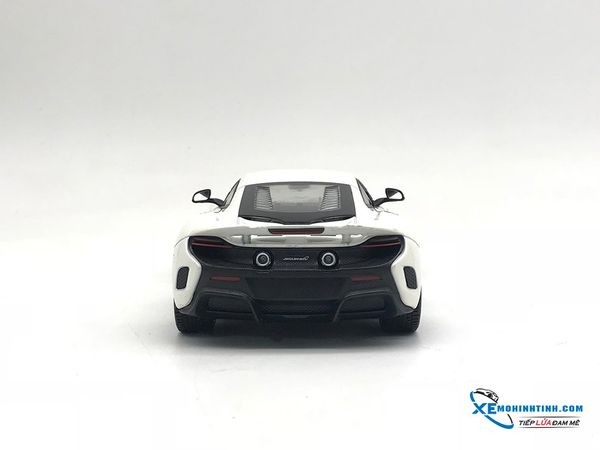 Xe Mô Hình McLaren 675LT 1:24 Welly ( Trắng )