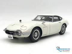 Toyota 2000 GT Autoart 1:18 ( Trắng )