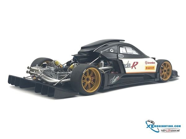 Pagani Zonda Revolucion Autoart 1:18 (Trắng)