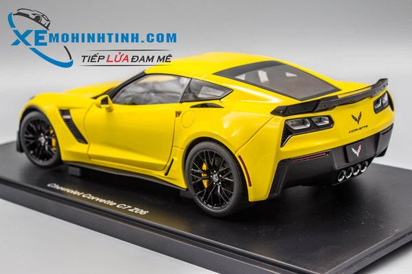 XE MÔ HÌNH CHEVROLET CORVETTE C7 Z06 1:18 AUTOART (VÀNG)