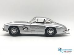 Xe Mô Hình Mercedes-Benz 300 SL ( 1954) 1:18 Bburago ( Bạc )