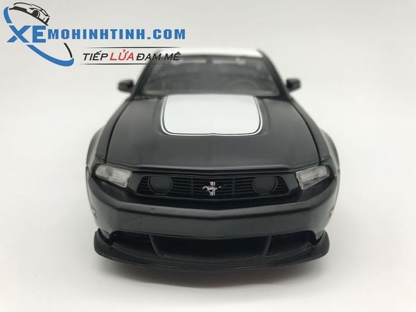 Xe Mô Hình Ford Mustang Boss 302 1:24 Maisto (Đen Trắng)