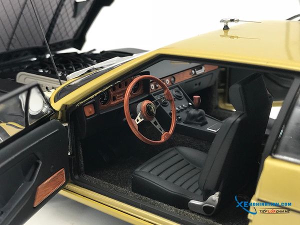 Lamborghini Espada Autoart 1:18 ( Vàng )