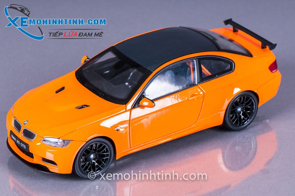 Mô hình xe ô tô BMW I8 tỉ lệ 124 Hãng Rastar TrắngĐen