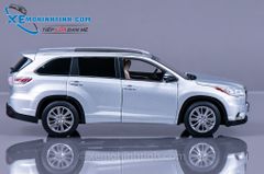 Xe Mô Hình Toyota Highlander 2015 1:18 Paudi (Bạc)