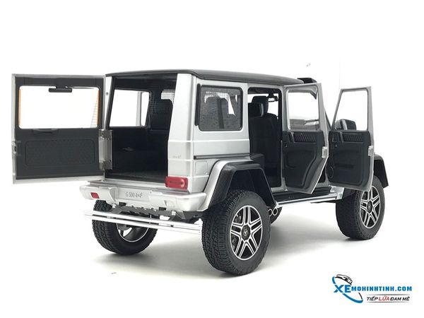 1/18 MERCEDES-BENZ G500 4X4 2 (SILVER)