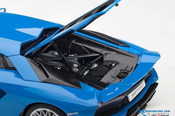 XE MÔ HÌNH LAMBORGHINI AVENTADOR S Baby Blue 1/18 AUTOART