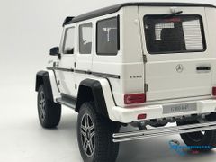 1:18 MERCEDES-BENZ G500 4x4 2 (GLOSS WHITE)