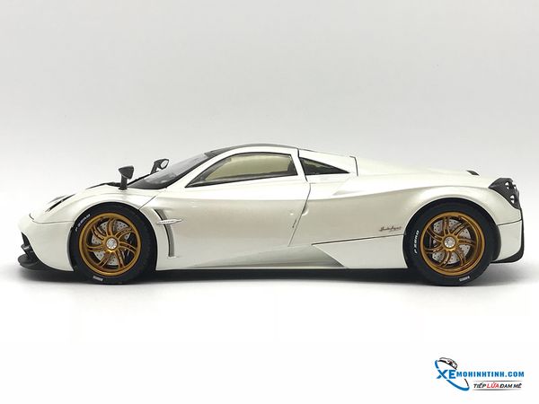 Pagani Huayra GTautos 1:18 (Trắng)