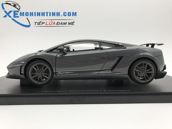 XE MÔ HÌNH LAMBORGHINI GALLARDO LP570-4 SUPERLEGGERA (XÁM)