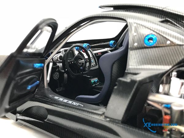 Pagani Zonda Revolucion Autoart 1:18 (Xanh)