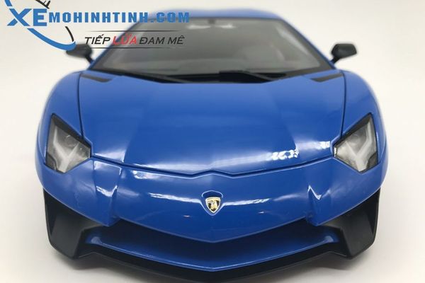 1/18 LAMBORGHINI AVENTADOR LP750-4 SV (BLU LEMANS/BLUE)