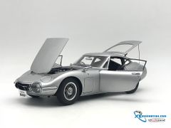 1:18 TOYOTA 2000GT (SILVER)