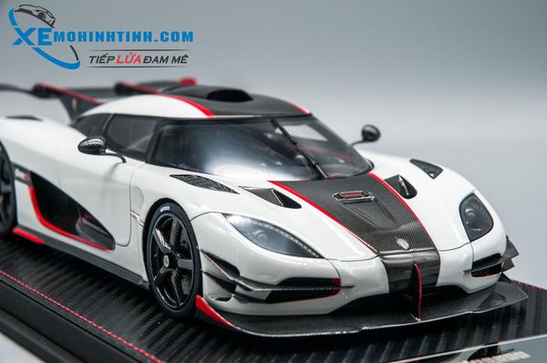 Xe Mô Hình Koenigsegg One:1 1:18 Frontiart ( Trắng )