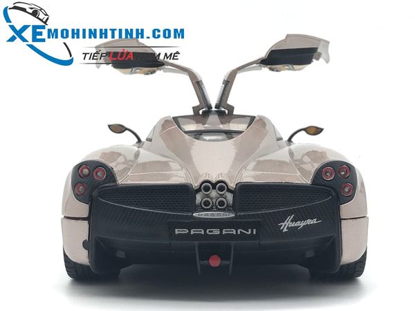 XE MÔ HÌNH PAGANI HUAYRA 1:18 MOTOMAX (GOLD)