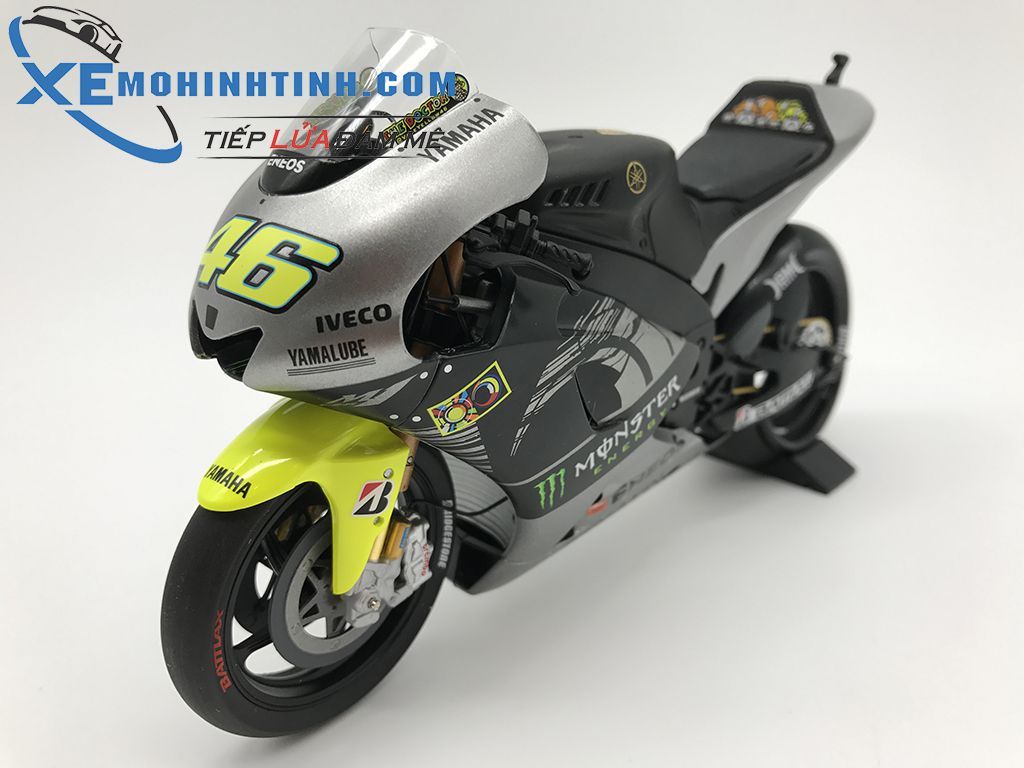 ミニチャンプス 1/12スケール ヤマハ YZR-M1 モンスター 2013
