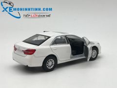 HỘP XE MÔ HÌNH Toyota Camry WELLY 1:36 (Trắng)