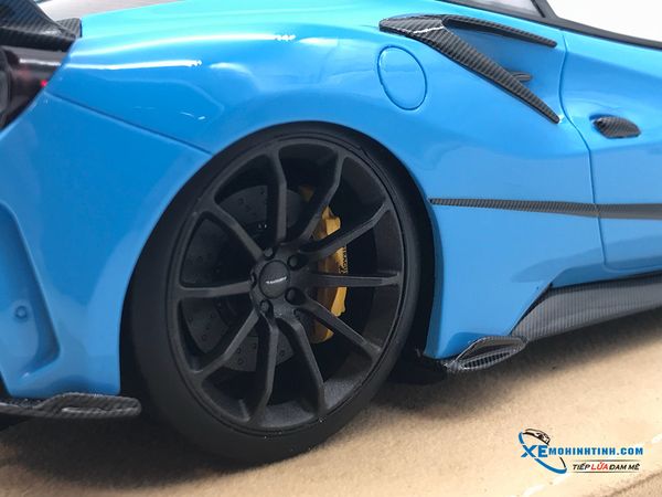 J32-08 MH JUC FERRARI 488 4XX SIRACUSA MANSORY (BABY BLUE)