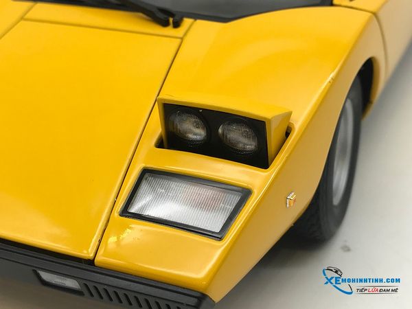 LAMBORGHINI COUNTACH LP400 - YELLOW RECOMMENDED