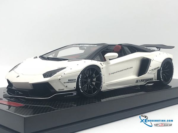 Lamborghini Aventador Liberty Walks Roadster Super S 1:18 (Trắng)