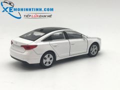 HỘP XE MÔ HÌNH WELLY HYUNDAI SONATA MỞ CỬA (TRẮNG)