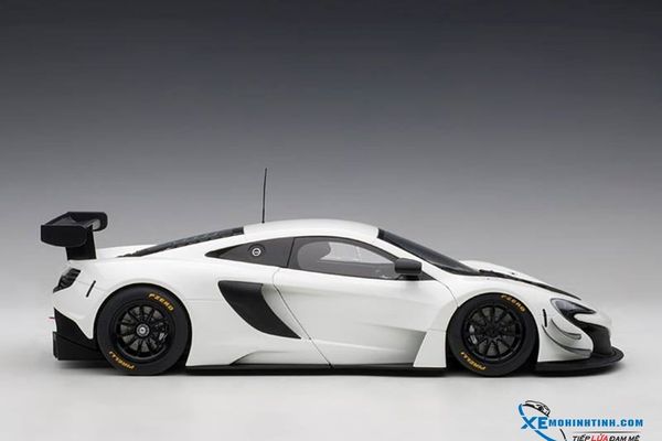 XE MÔ HÌNH McLAREN 650S GT3 (WHITE/BLACK ACCENTS) 1/18 AUTOART