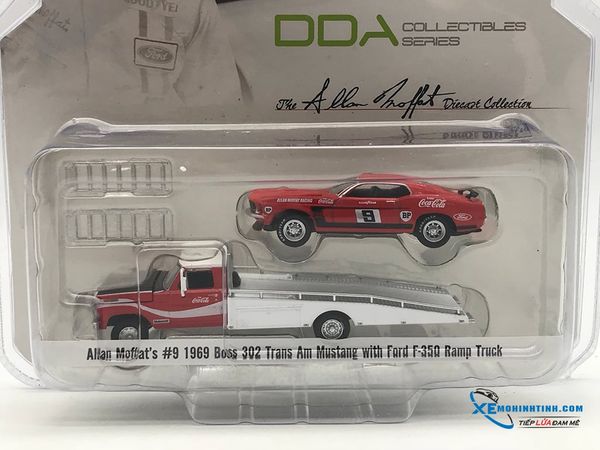 Ford F-350 Ramp Truck With #9 1969 Trans Am Mustang GreenLight 1:64 (Đỏ)
