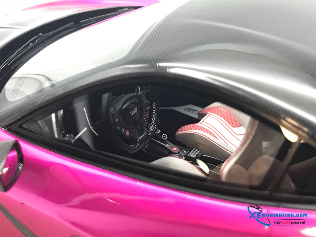 Ferrari 488 4XX Siracusa Mansory JUC 1:18 (Hồng) – Shop Xe
