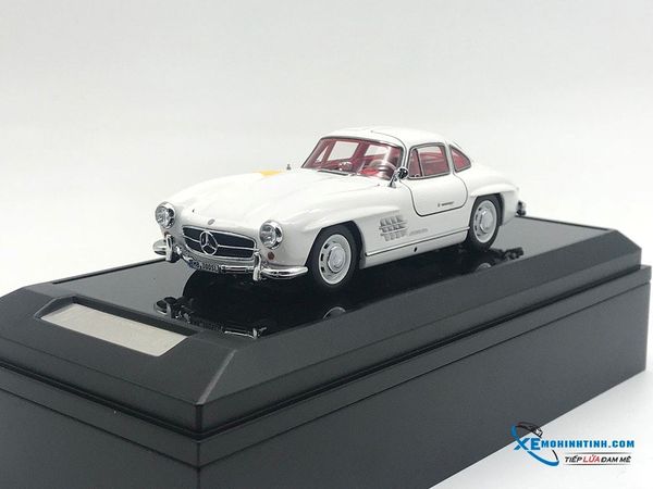 Xe Mô Hình Mercedes-Benz 300SL Dream Power 1:43 ( Trắng )