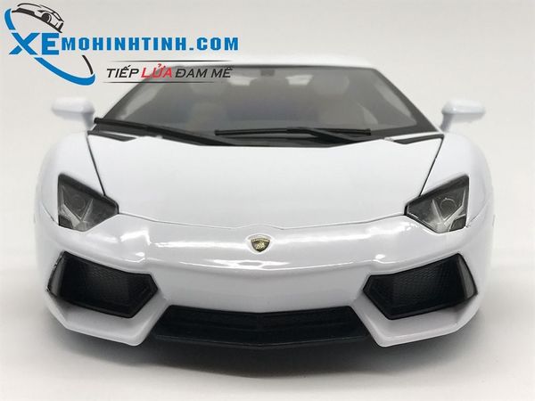 Xe Mô Hình Lamborghini Aventador Lp700 1:18 Welly-Fx (Trắng)